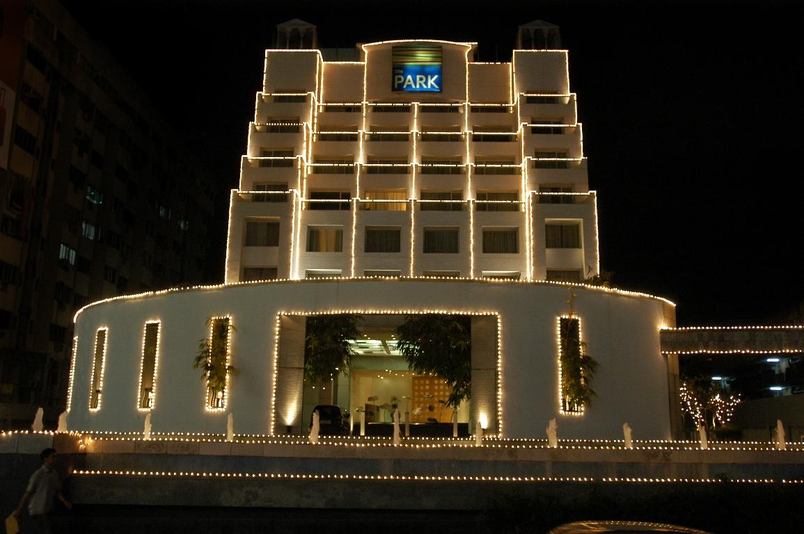 Hotel The Park Čennai Exteriér fotografie Park Hotel, Karachi